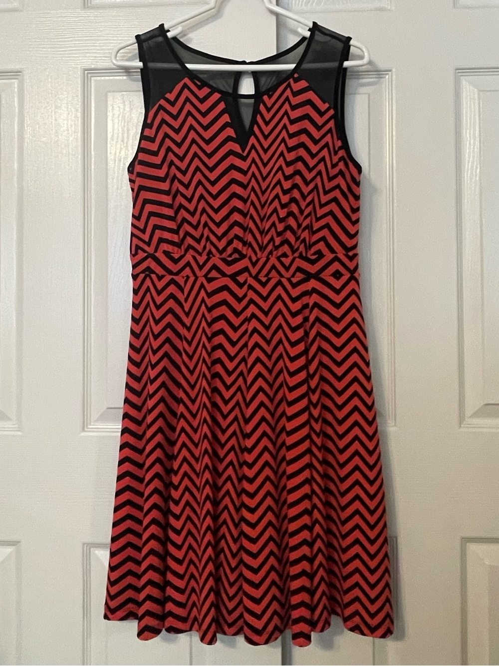 Enfocus Studio Black and Red Chevron Dress with Mesh Yoke
